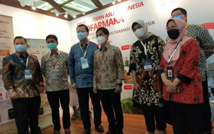 Wamenkes Dorong Industri Farmasi Kembangkan Fitofarmaka