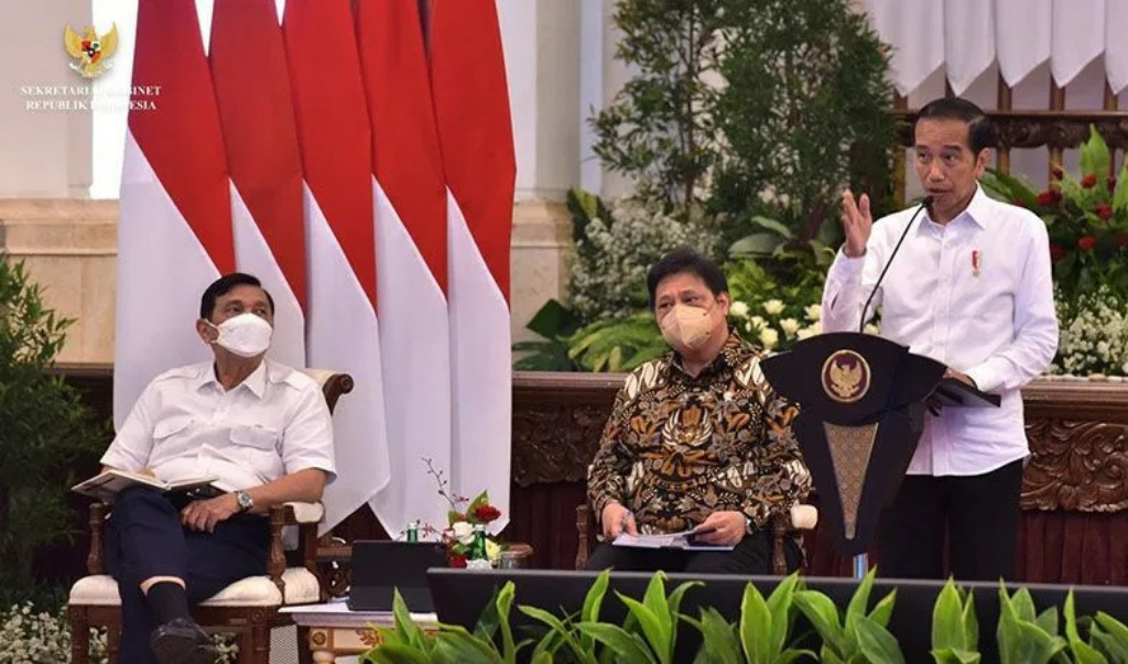 Meski Fiskal Berat, Presiden Jokowi Tetap Komitmen Beri Subsidi