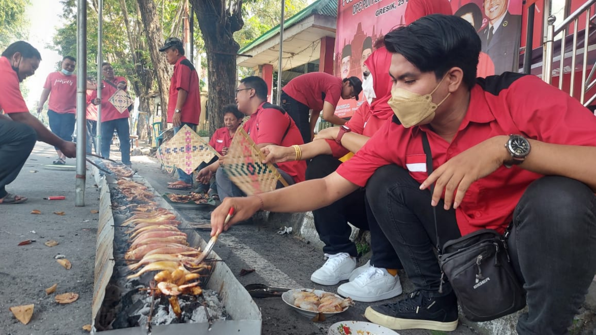 Bulan Bung Karno, PDI-P Gresik Gelar Festival Bakar Ikan Nusantara