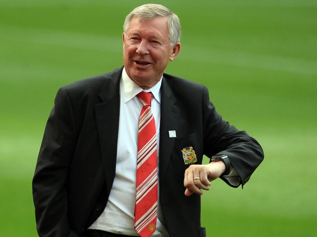 Liverpool vs MU: Sir Alex Ferguson menjadi pelatih yang paling banyak sumbang trofi ke Man United (foto: istimewa)