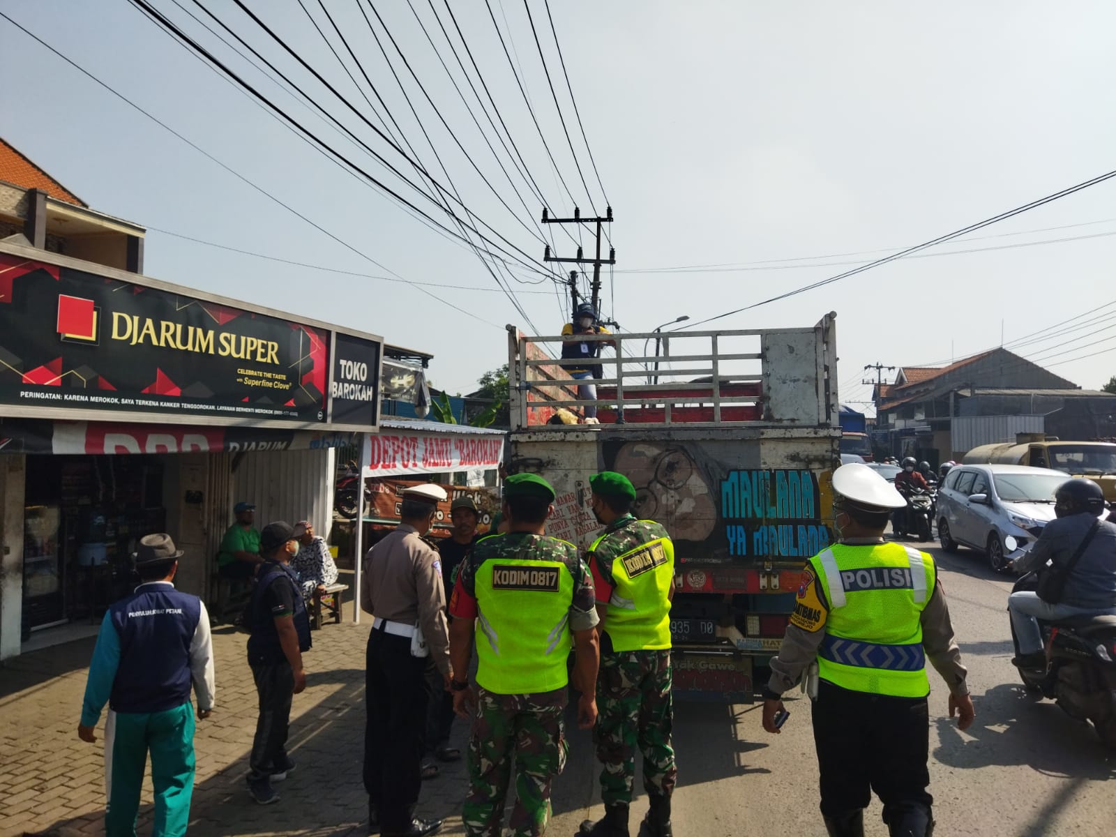 Penyekatan PMK di Gresik, Pengangkut Hewan Ternak Tanpa Surat SKKH Diputar Balik