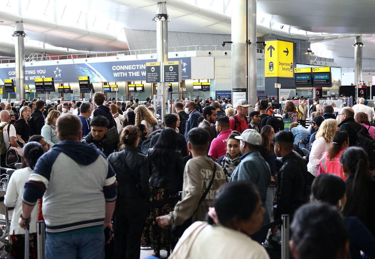 Inggris Luncurkan Piagam Penumpang Penerbangan untuk Atasi Gangguan Bandara