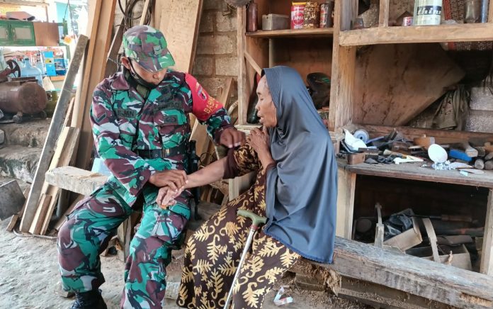 Alami Gangguan Jiwa, Seorang Anak Tega Aniaya Ibu Kandung di Panceng Gresik