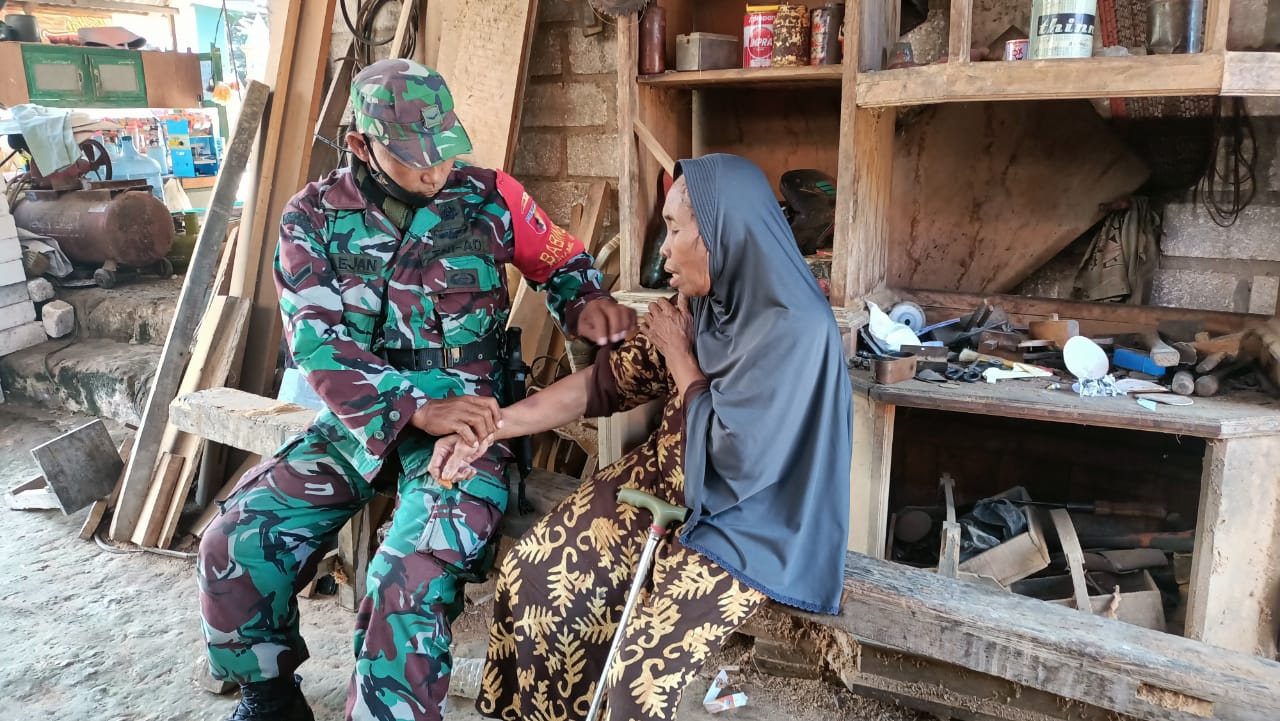 Alami Gangguan Jiwa, Seorang Anak Tega Aniaya Ibu Kandung di Panceng Gresik