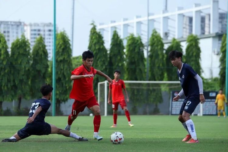 Didik Mentalitas Pemain, Pelatih Timnas Indonesia U-16 Berlakukan Denda Bagi Pemain yang Tidak Sholat Berjamaah (istimewa)