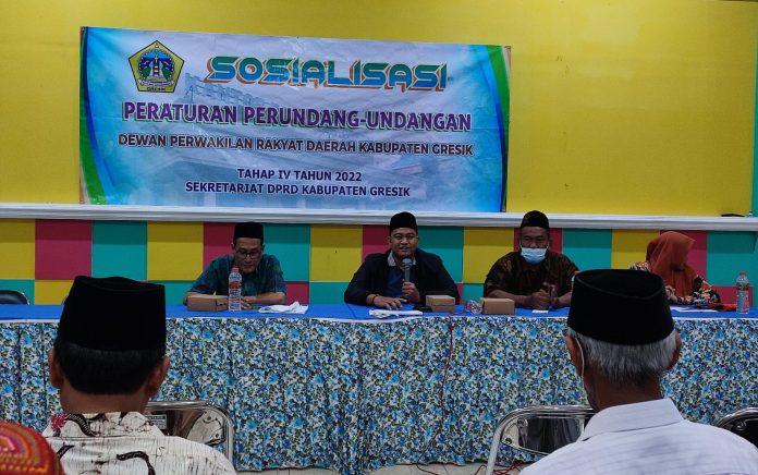 Anak Sungai Dangkal, Petambak Gresik Keluhkan Pengelolaan Pintu Air Irigasi