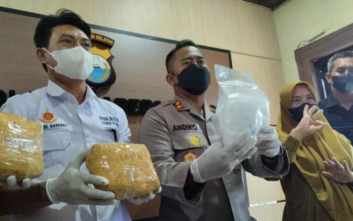 Bawa 11 Kg dari Kalimantan, Satu Kurir Narkoba Ditangkap Polres Parepare