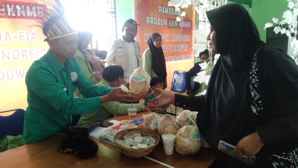 KKN KNMB 2022 Gelar Pameran Ekspos, Mahasiswa Utusan IAIN Parepare Buat Makanan Khas Papua