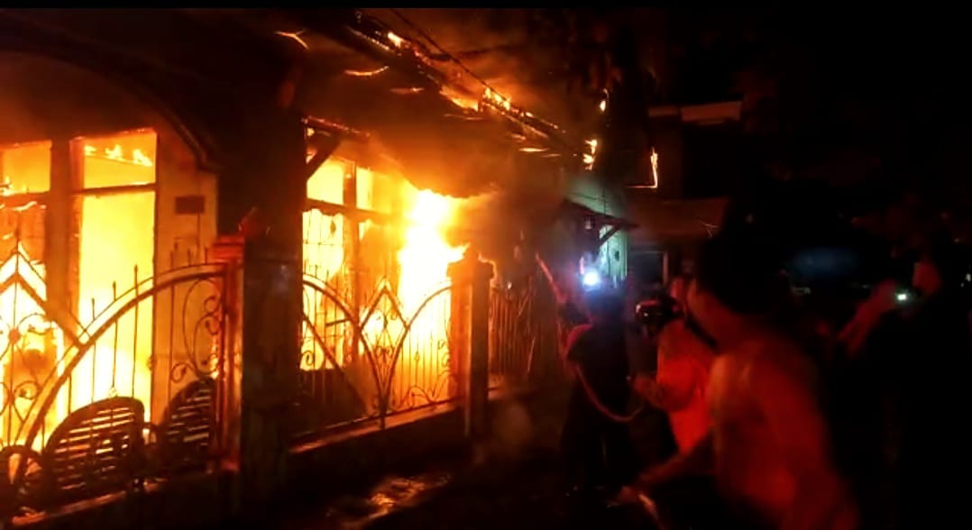 Satu Rumah Warga Soreang Hangus Terbakar, Damkar: Diduga Korsleting Listrik