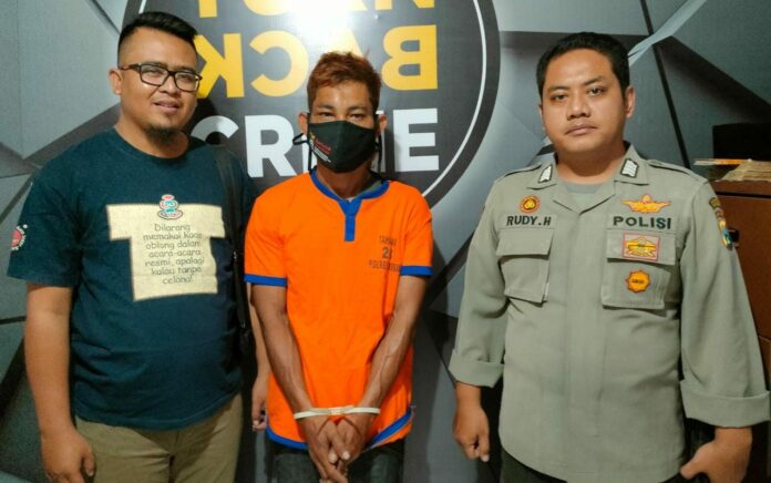 Aksi Heroik Kuli Bangunan di Gresik Hadapi Maling Motor, Bikin Pelaku Terjungkal ke Sawah