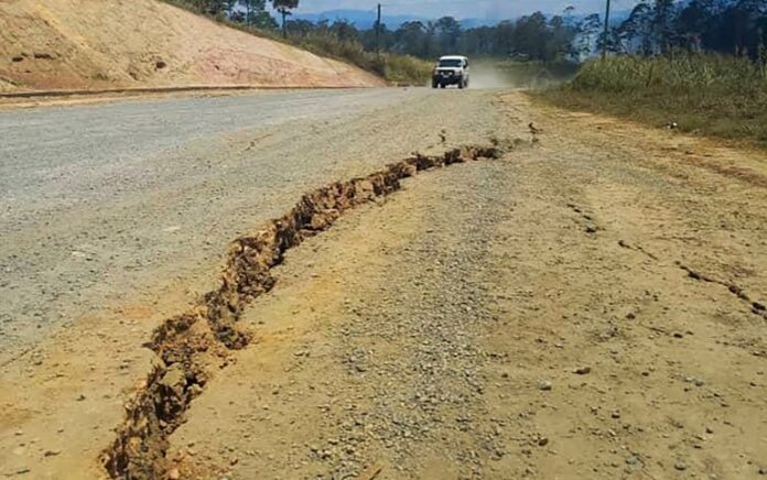 Gempa Berkekuatan 7,6 Landa Papua Nugini