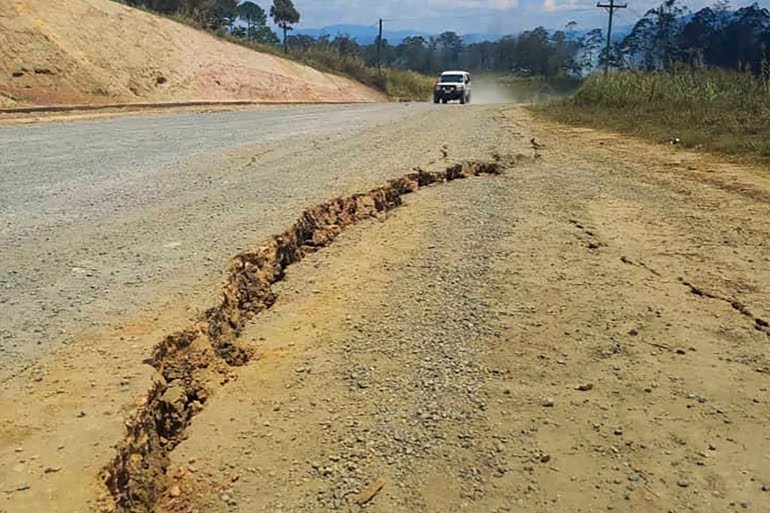 Gempa Berkekuatan 7,6 Landa Papua Nugini