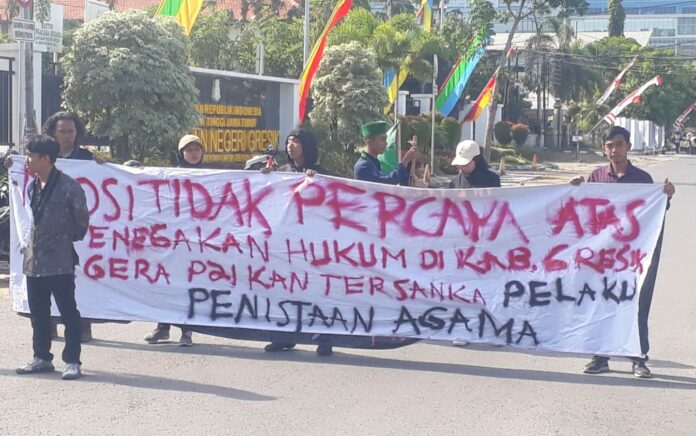 Proses Hukum Kasus Penistaan Agama Dinilai Lamban, HMI Gresik Nyatakan Mosi Tidak Percaya