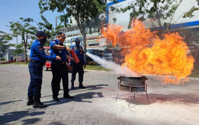 Respon Cepat Tangani Kebakaran, Damkar Gresik Ingin Dirikan Posko Tiap Kecamatan