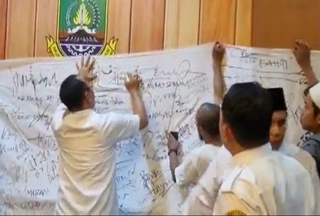 Ikut Tanda Tangani Penolakan Pendirian Gereja, GUSDURian Nilai Wali Kota Bandung dan Wakilnya Telah Mengkhianati Konstitusi