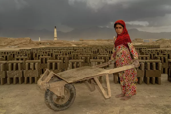 Potret Pekerja Anak-anak di Afghanistan