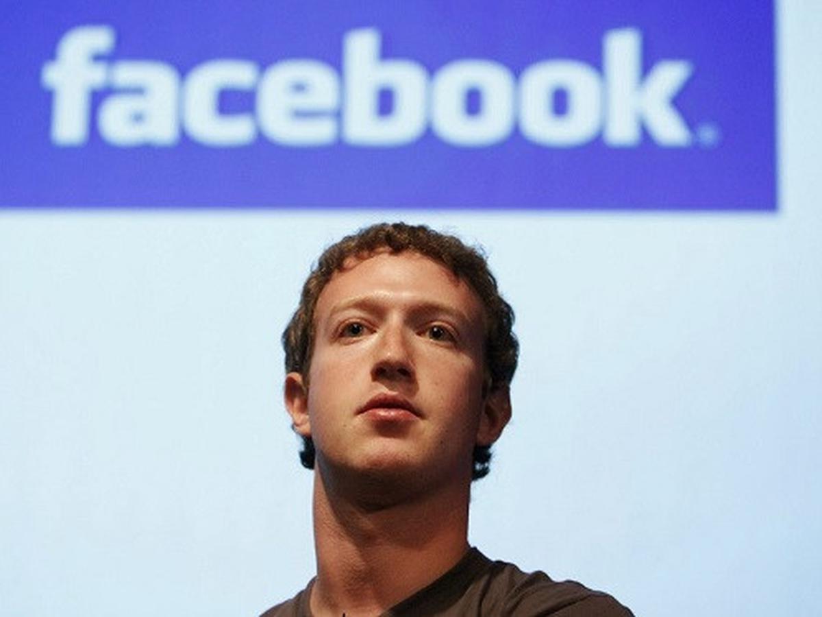 Mark Zuckenberg: WhatsApp Jauh Lebih Terprivatisasi dan Aman Daripada iMessage