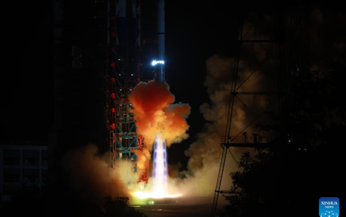 China Berhasil Luncurkan Satelit Penginderaan Jauh