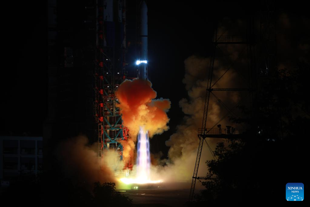 China Berhasil Luncurkan Satelit Penginderaan Jauh
