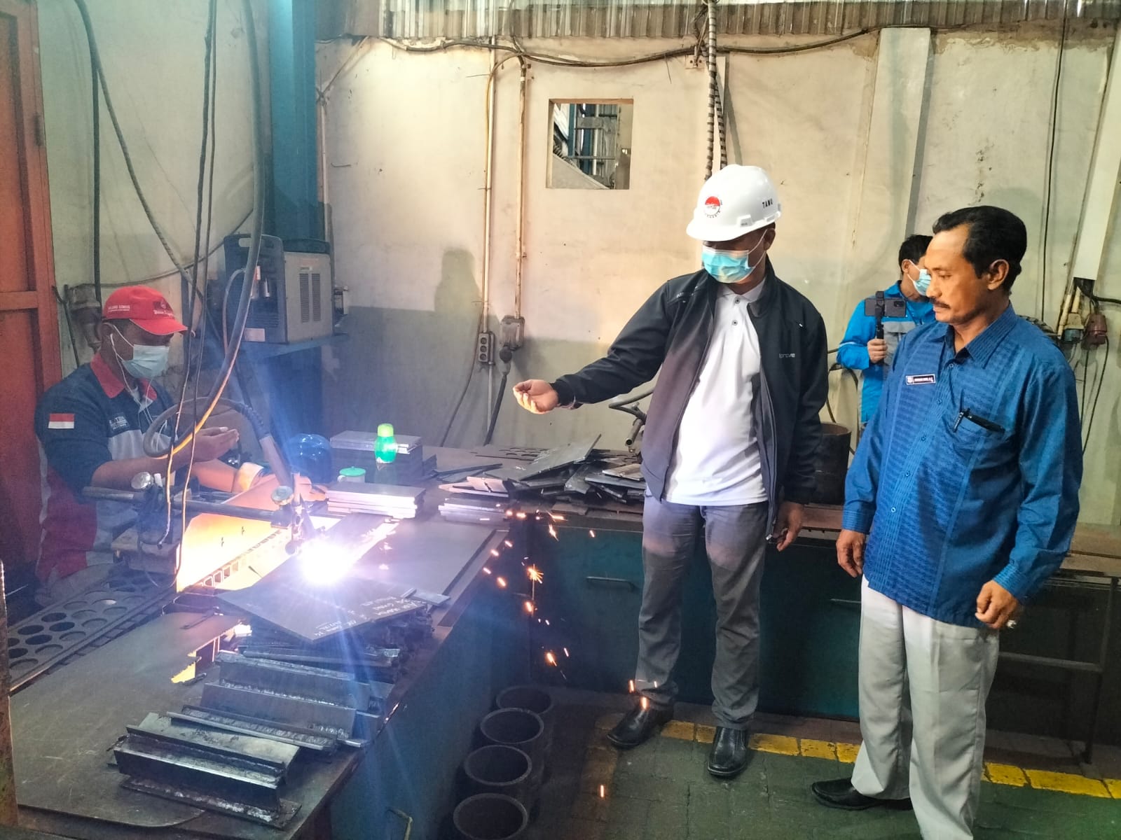 Kunjungi Kampuh Welding, Smekmu Gresik Selaraskan Kurikulum Berbasis Industri