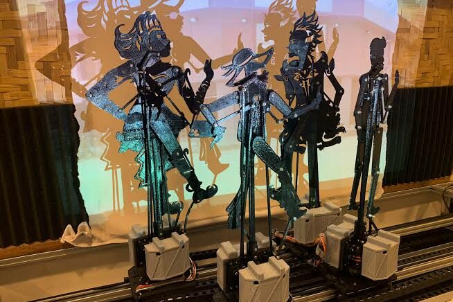 Penggemar Wayang Kulit Malaysia Gunakan Robot untuk Selamatkan Kesenian Kuno