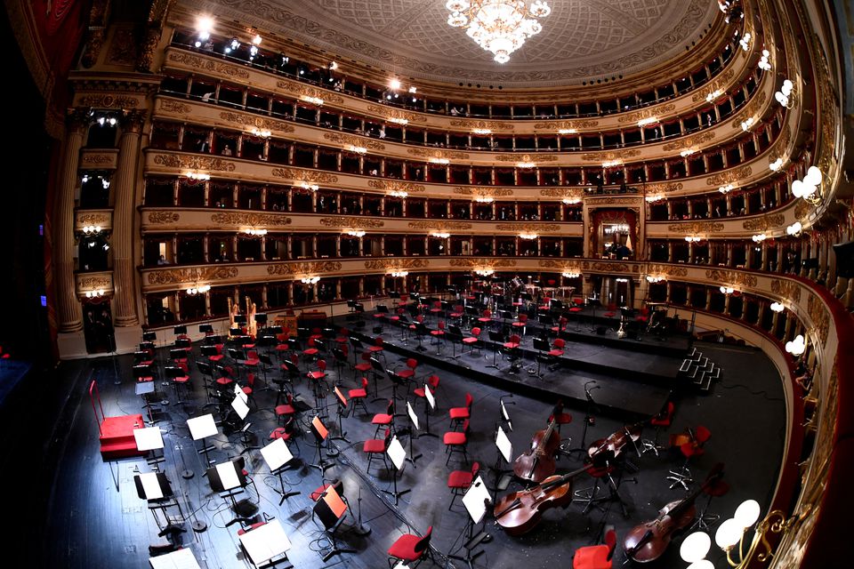 Warga Ukraina Memprotes Pementasan Opera Rusia di La Scala Italia