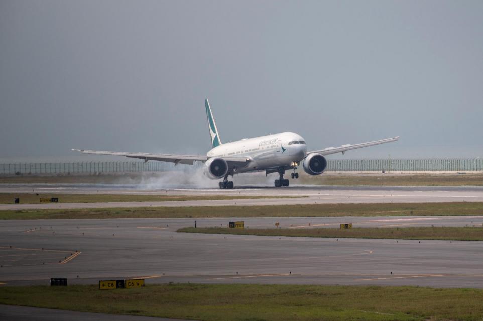 Bandara Internasional Hong Kong Luncurkan Landasan Pacu Ketiga Guna Tingkatkan Kapasitas Penumpang