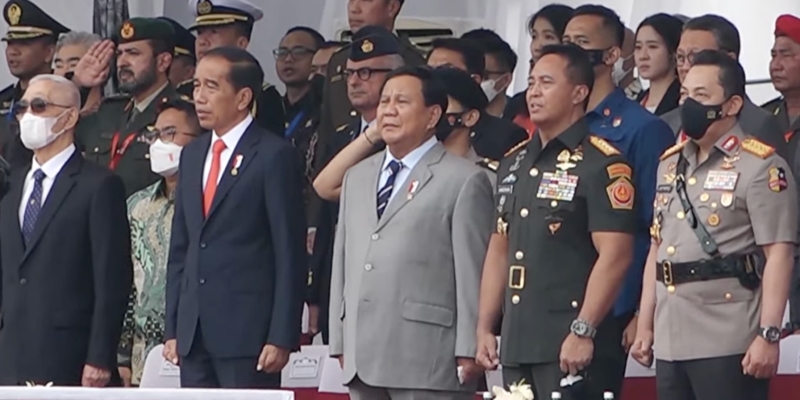 Presiden Jokowi Intruksikan Prabowo Benahi Anggaran Komcad