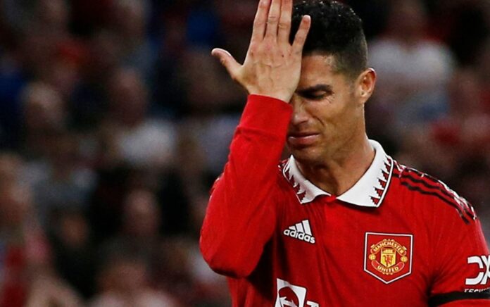 Cristiano Ronaldo Pernah Tolak Tawaran Rp 5,6 Triliun demi Bertahan di Manchester United