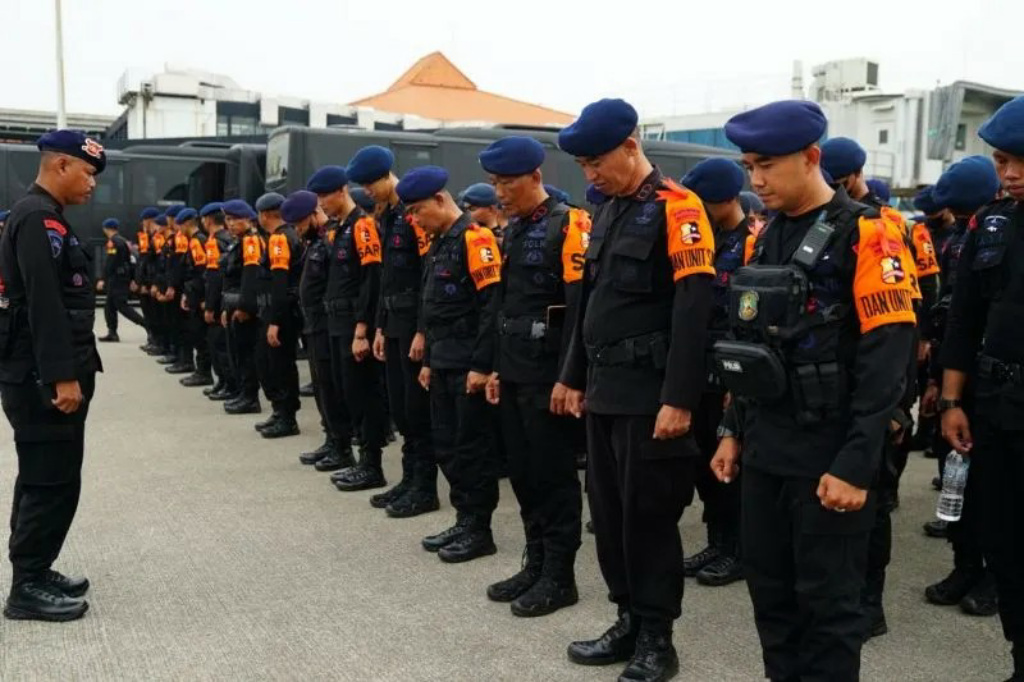 Polri Kerahkan Bantuan Penanganan Gempa Cianjur