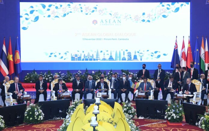 Presiden Jokowi Paparkan 3 Fokus Utama ASEAN Hadapi Tantangan Ekonomi