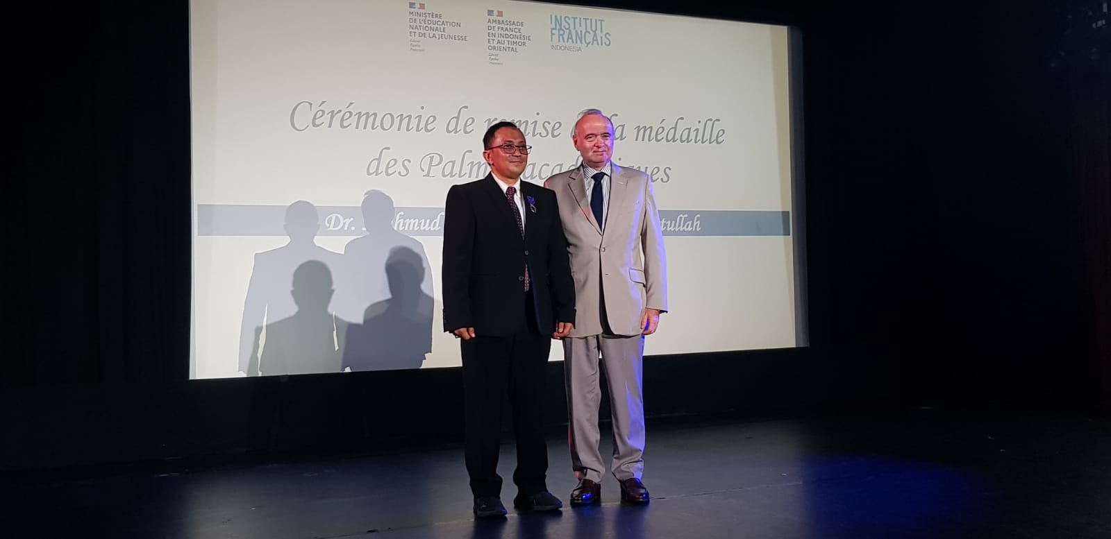 Mahmud Syaltout Terima Gelar Palmes Academiques dari Pemerintah Perancis