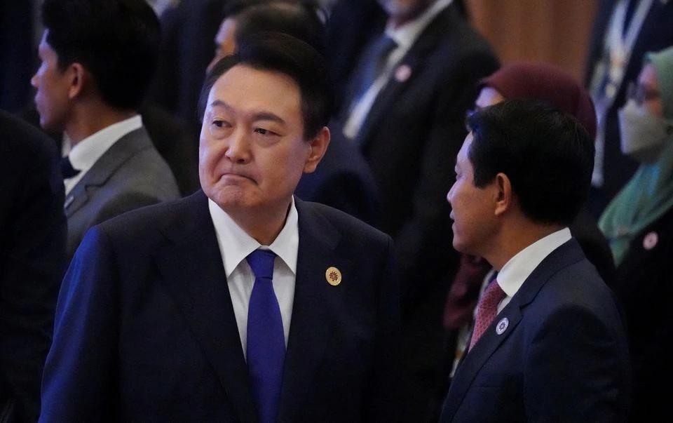 Presiden Korea Selatan Yoon Suk-yeol menghadiri KTT ASEAN yang diadakan di Phnom Penh, Kamboja, 11 November 2022. Foto: Reuters/Cindy Liu.