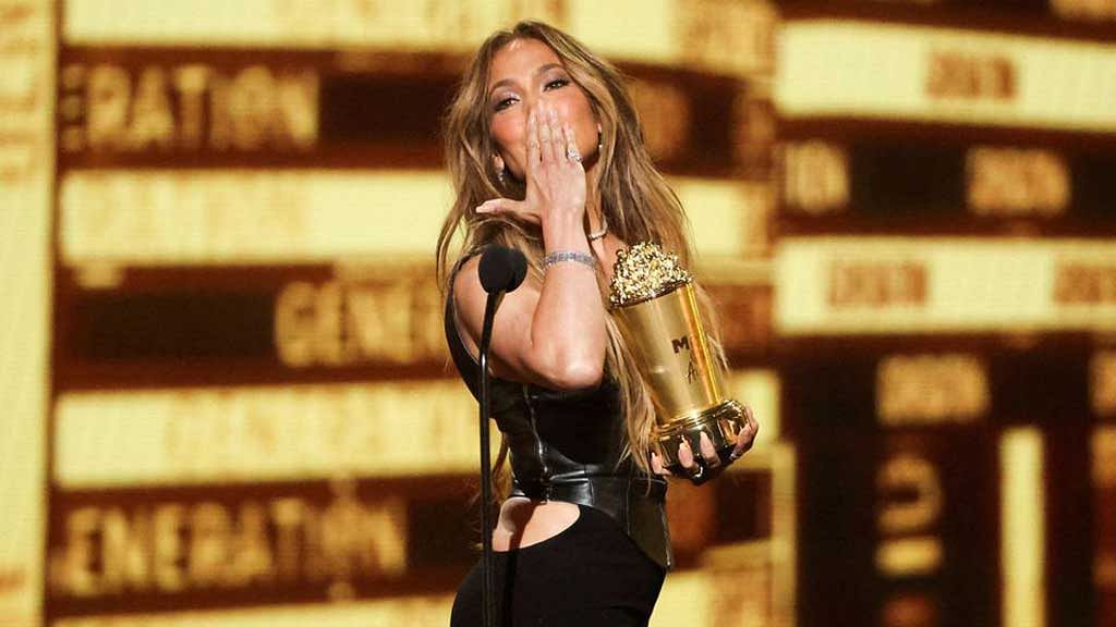 Jennifer Lopez Umumkan Tindak Lanjut Album "This is Me" Setelah 20 Tahun