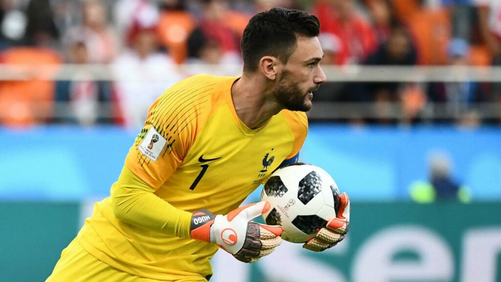 Hugo Lloris enggan memakai ban kapten OneLove (istimewa)