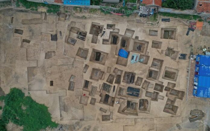 Arkeolog Temukan Komplek Makam Kuno di China Timur
