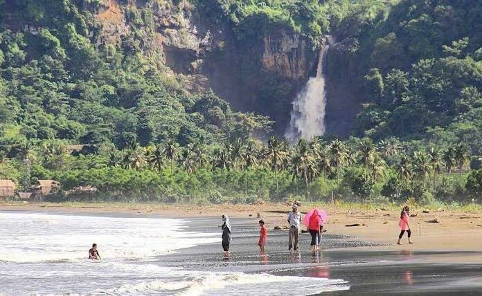 pantai palangpang