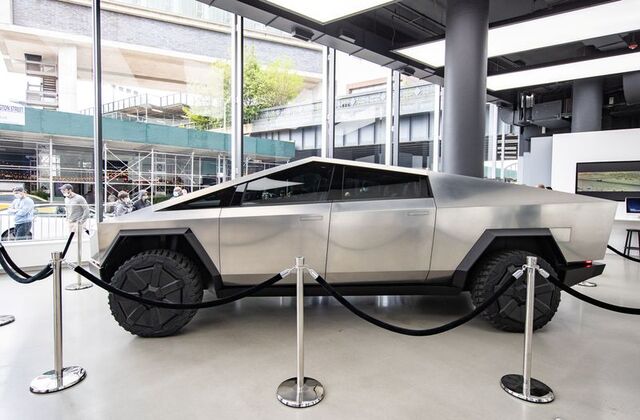 Cybertruck Tesla akan Mulai Diproduksi Massal Akhir Tahun 2023 Cybertruck Tesla akan Mulai Diproduksi Massal Akhir Tahun 2023