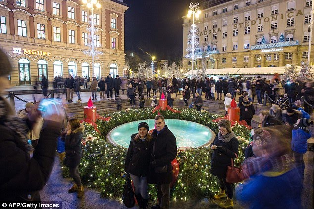 Pasar Natal Zagreb Kroasia yang Meriah di Tengah Ledakan Wisatawan