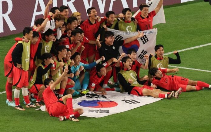 Timnas Korea Selatan lolos babak 16 besar Piala Dunia 2022