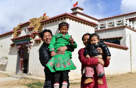 Tibet Tingkatkan Vaksinasi HPV Gratis untuk Remaja Perempuan