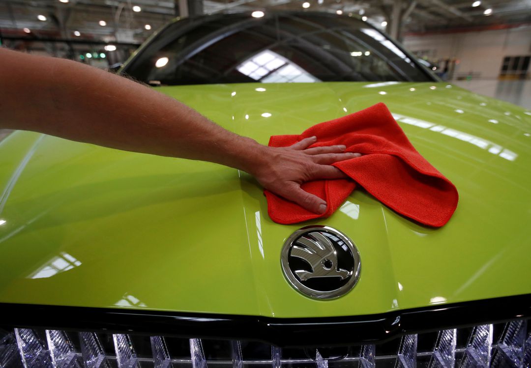 Skoda Volkswagen Pertimbangkan untuk Tarik Diri dari China, Mengapa?