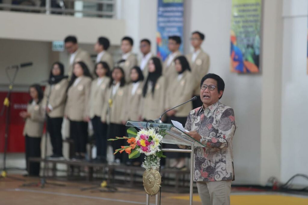 Lepas Ribuan Mahasiswa KKN UGM, Gus Halim Ajak Tingkatkan SDM Desa Lewat Program KKN