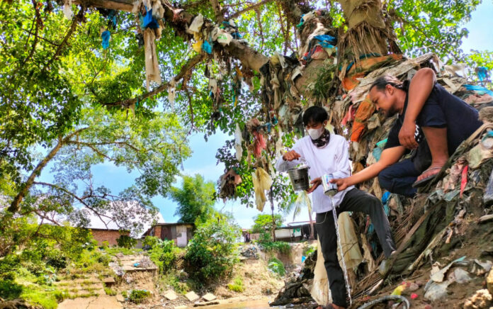 Ecoton: Sungai Indonesia Banjir Mikroplastik