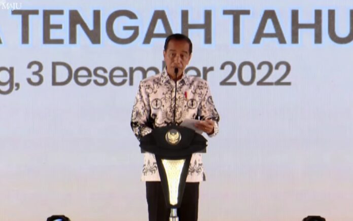 Presiden Jokowi Minta Guru Pastikan Anak Didik Kuasai Iptek