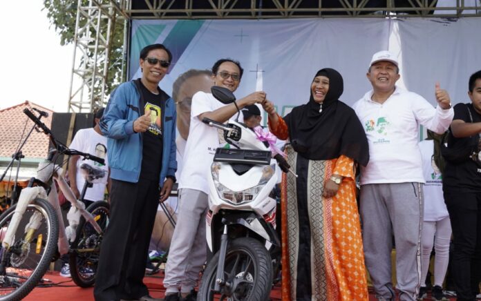 Hasanuddin Wahid Gelar Jalan Sehat, Ajarkan Sportivitas dan Tingkatkan Solidaritas