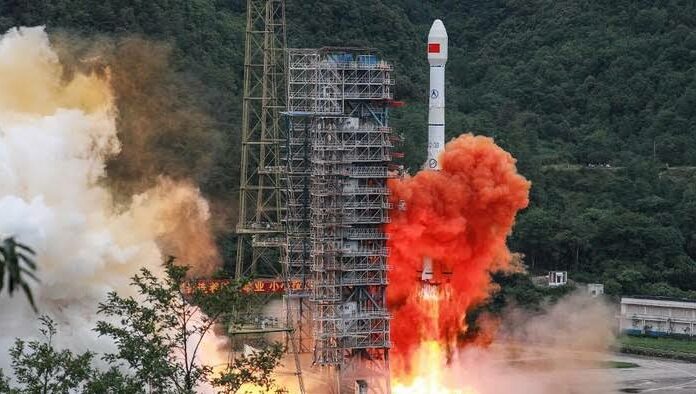 China Sukses Luncurkan Satelit Yaogan-36 ke Orbit