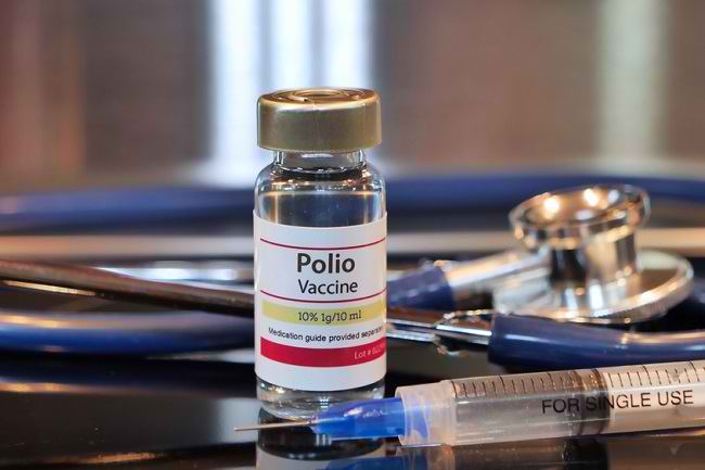 Pemerintah Akan Suntik Vaksin Polio 2 Kali Mulai 2023