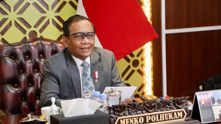 Presiden Jokowi Akan Terbitkan Inpres Penyelesaian Pelanggaran HAM Berat Presiden Jokowi