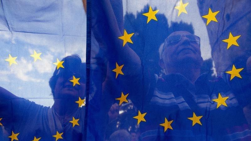 UE akan Berikan 500 Juta Euro Bantuan Militer Tambahan untuk Ukraina